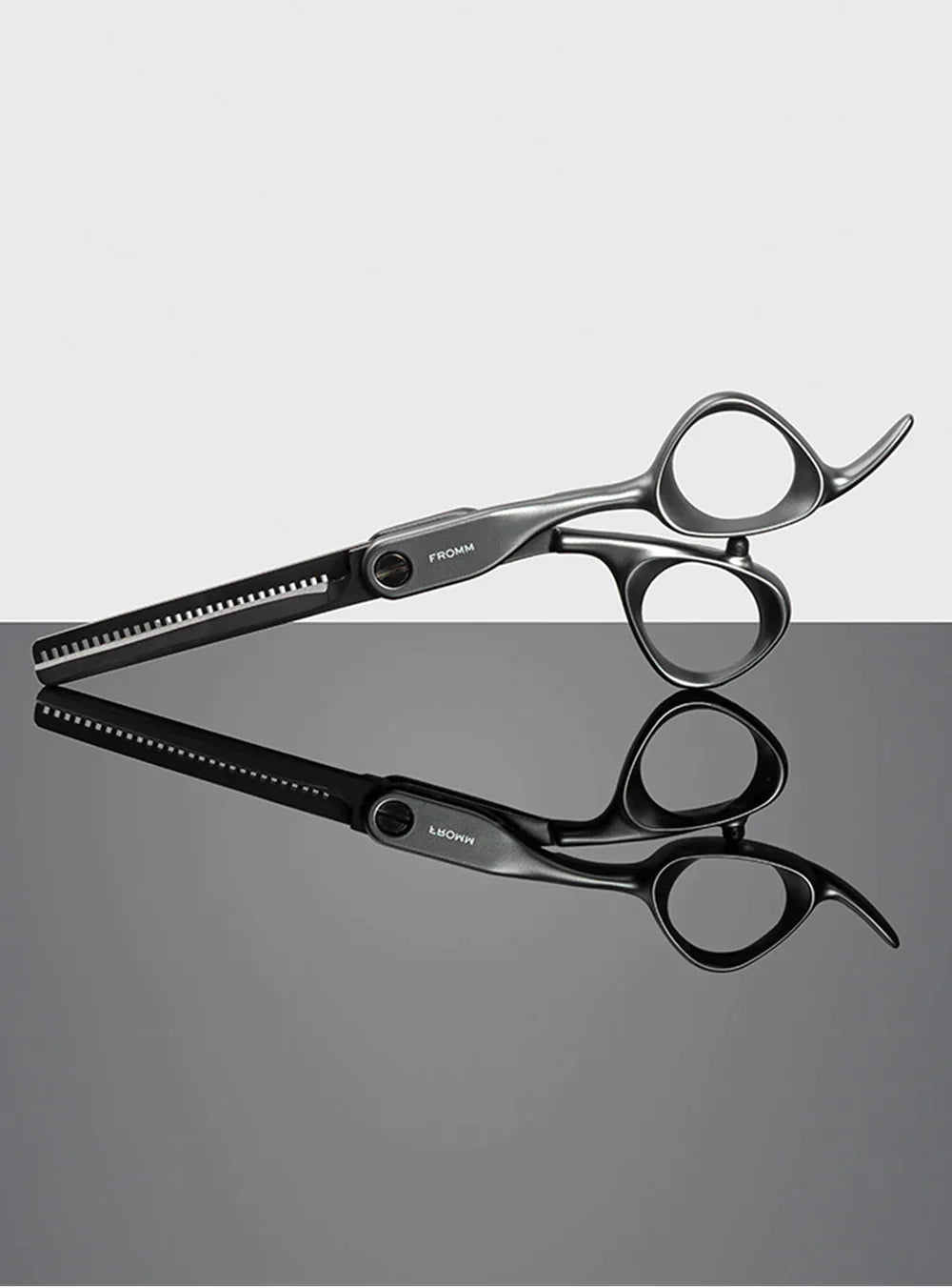 Fromm Invent F1014 5.75” 28 Tooth Hair Thinning Shear